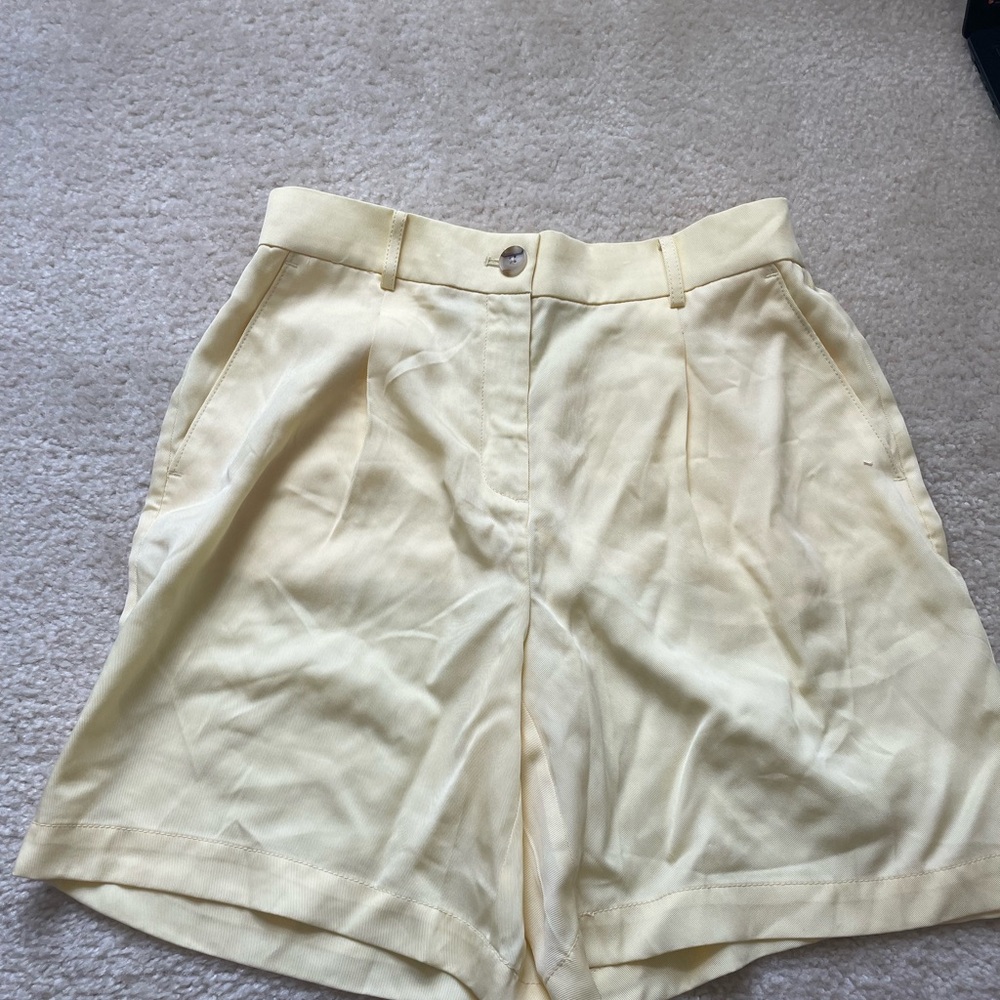 LOFT Yellow Bermuda Shorts Classic Pleated Design